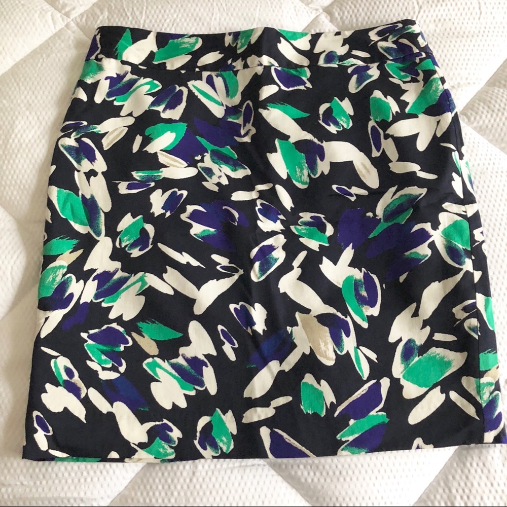 LOFT Petite Skirt - Size 4P